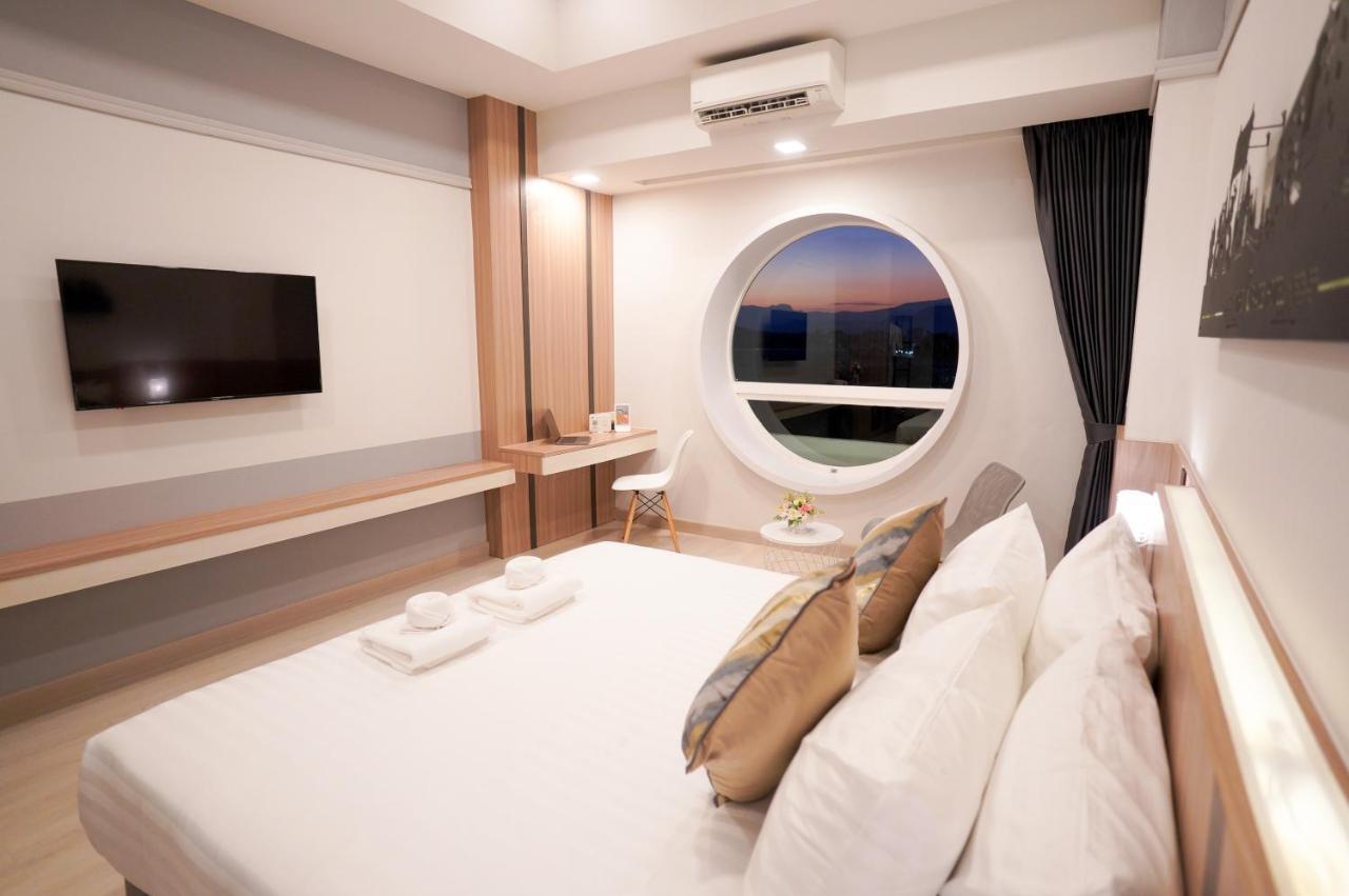 The Space Hotel تْشينيغْرايْ المظهر الخارجي الصورة